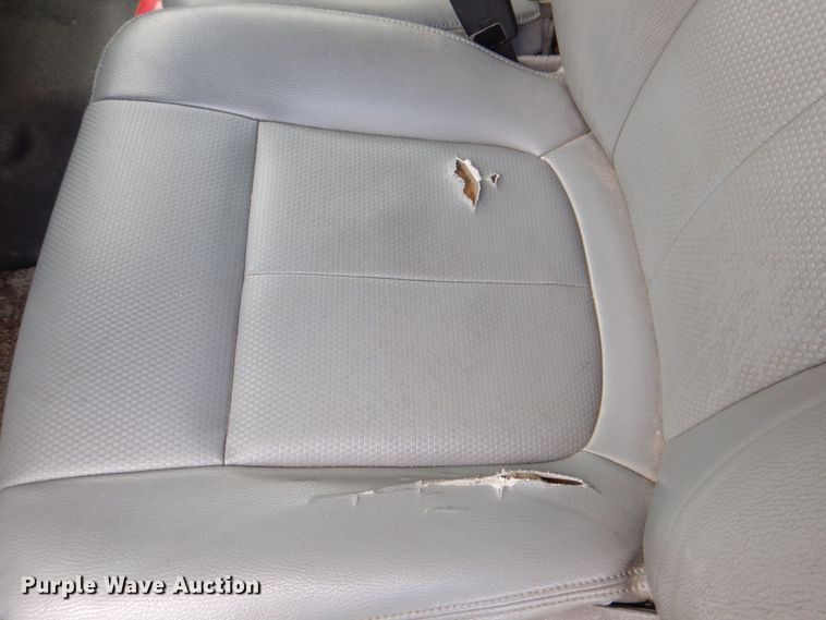 image for item DS8142 2012 Ford F450 Super Duty  box truck