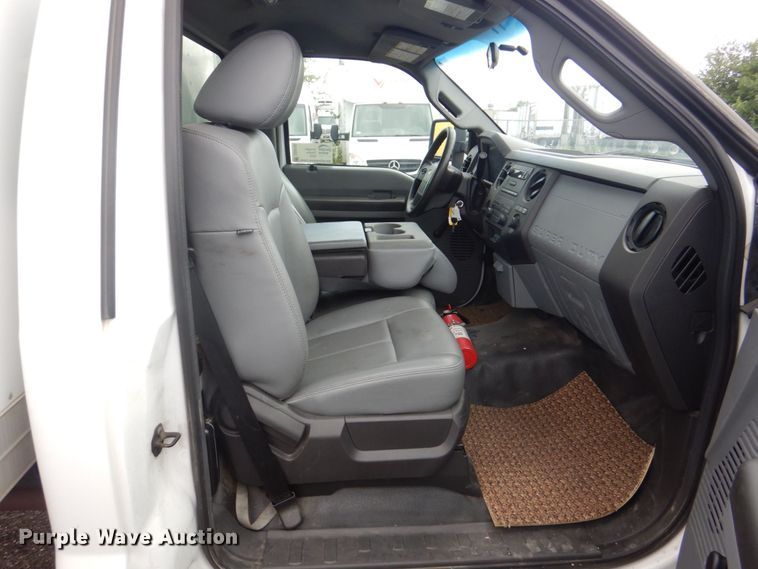 image for item DS8142 2012 Ford F450 Super Duty  box truck