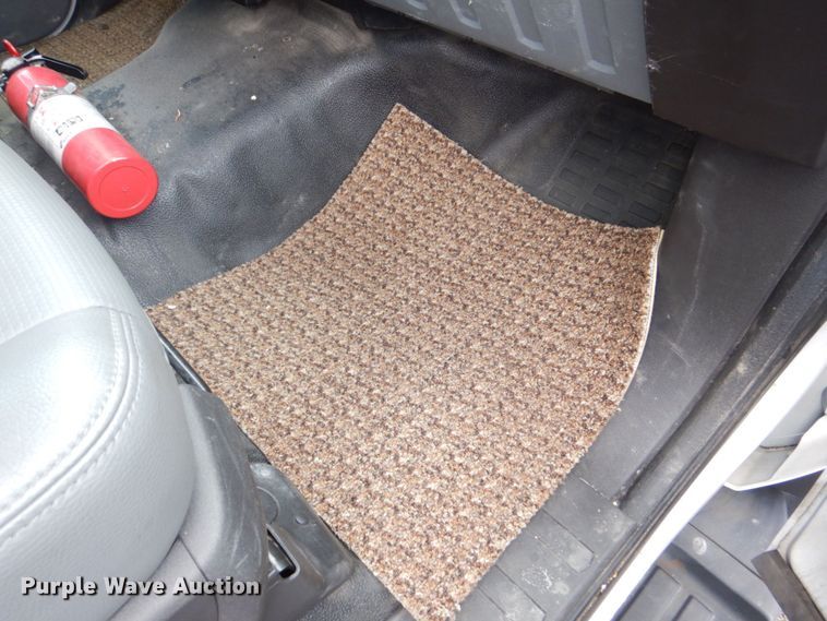 image for item DS8142 2012 Ford F450 Super Duty  box truck