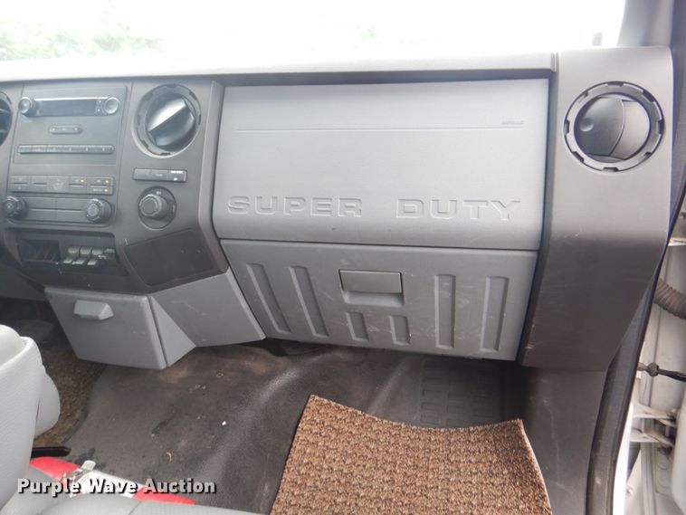 image for item DS8142 2012 Ford F450 Super Duty  box truck