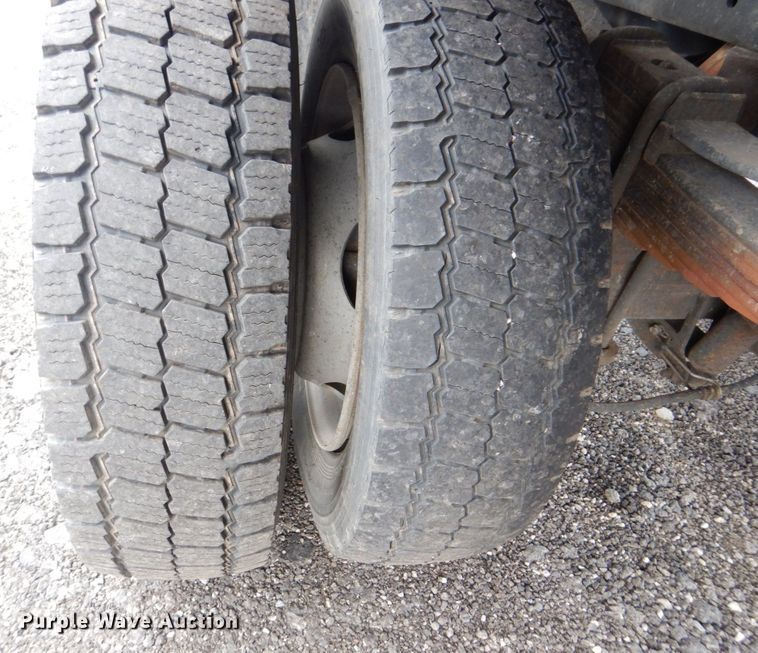 image for item DS8142 2012 Ford F450 Super Duty  box truck