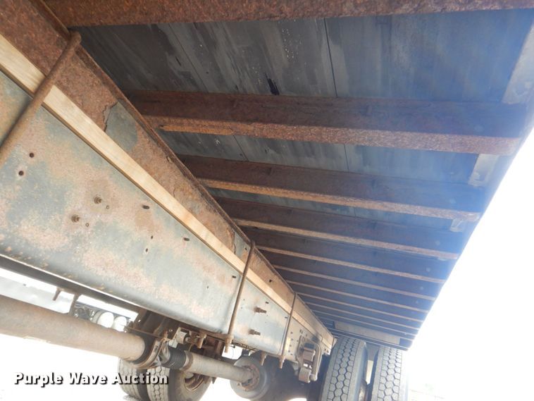 image for item DS8143 2014 Hino 268  box truck