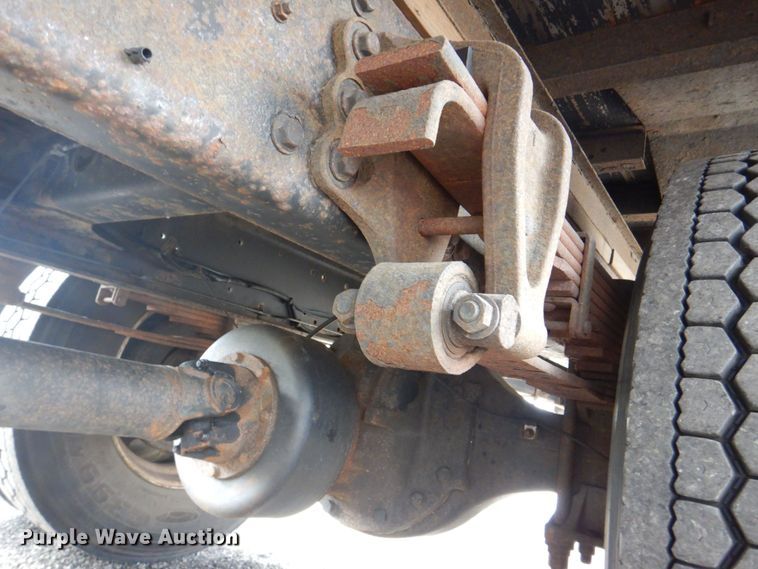 image for item DS8143 2014 Hino 268  box truck