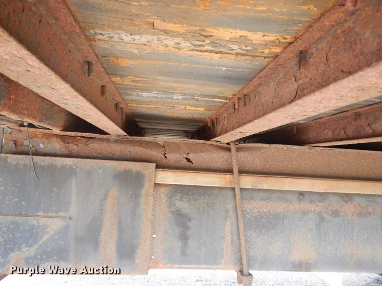 image for item DS8143 2014 Hino 268  box truck