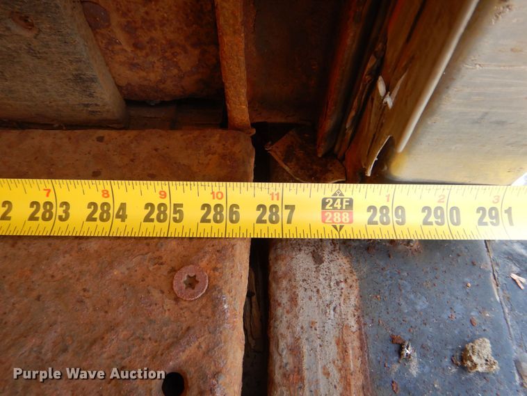 image for item DS8143 2014 Hino 268  box truck