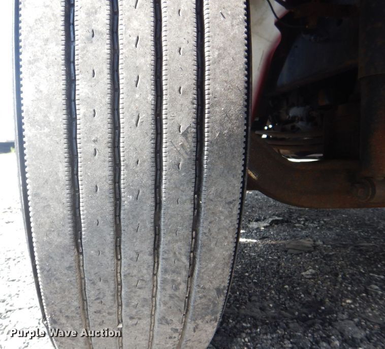 image for item DS8143 2014 Hino 268  box truck