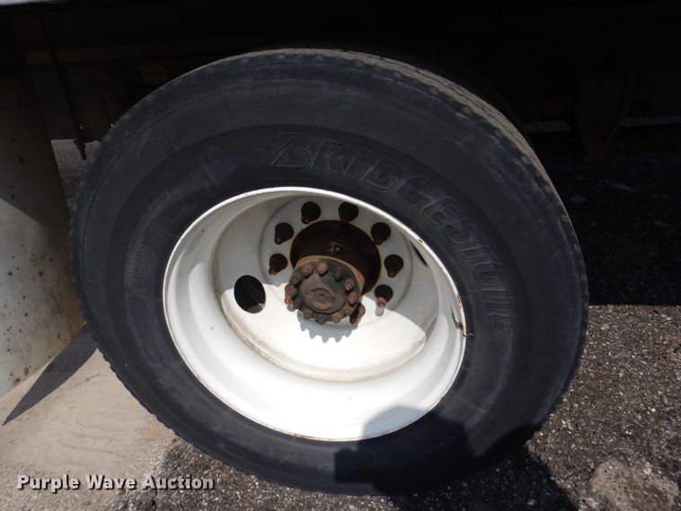 image for item DS8143 2014 Hino 268  box truck