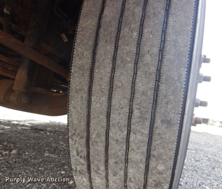 image for item DS8143 2014 Hino 268  box truck