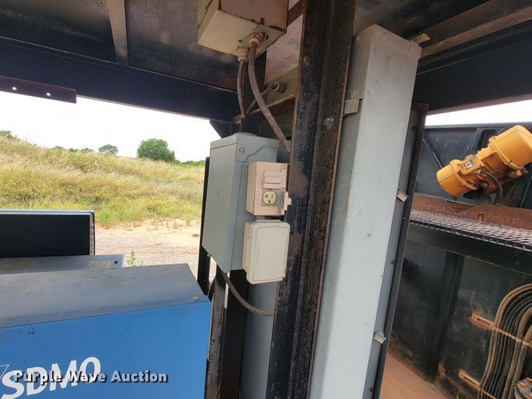 image for item HF9355 Oilfield reclamation unit