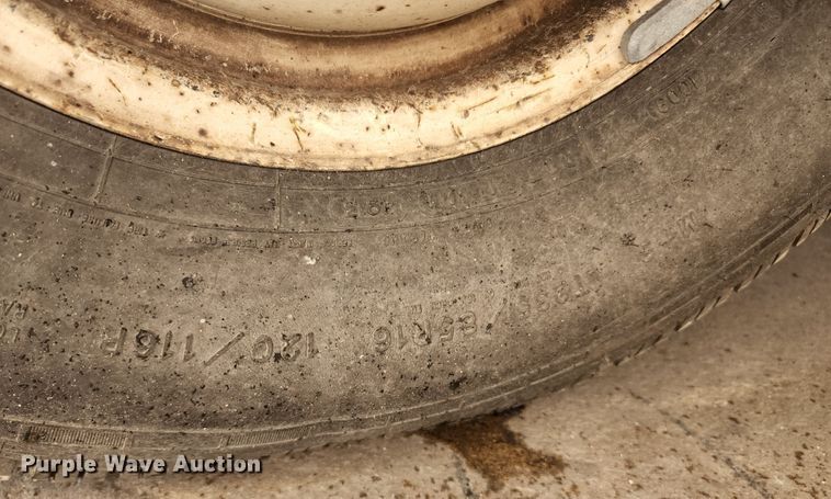 image for item JB9027 1985 Winnebago Chieftain 22  RV