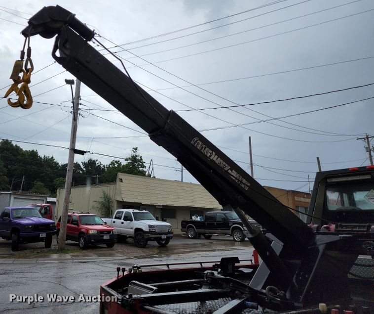 image for item JB9028 1993 Freightliner FL60  tow truck