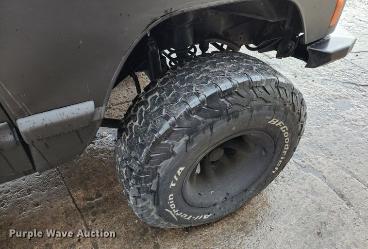 image for item JB9031 1999 Jeep Cherokee  SUV