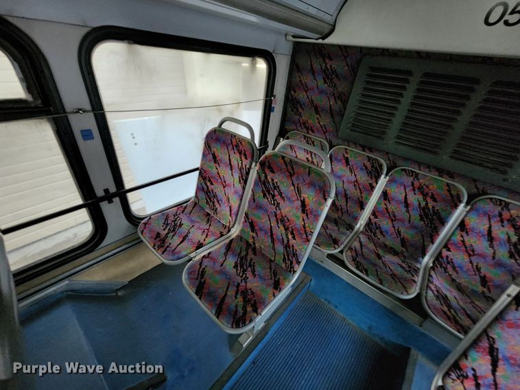 image for item JB9032 2005 Gillig G29E102R2  coach bus