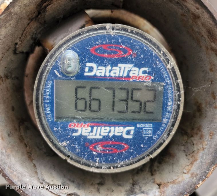 image for item JB9032 2005 Gillig G29E102R2  coach bus