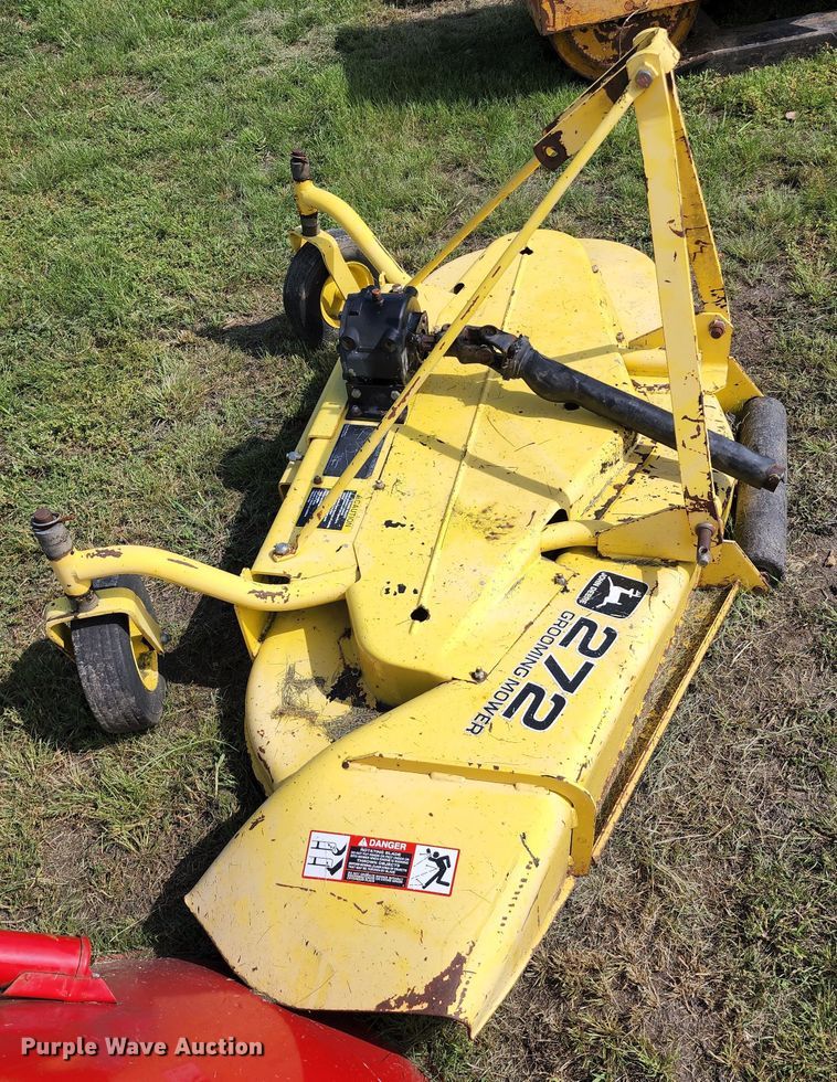 image for item JB9051 John Deere 272  finish mower
