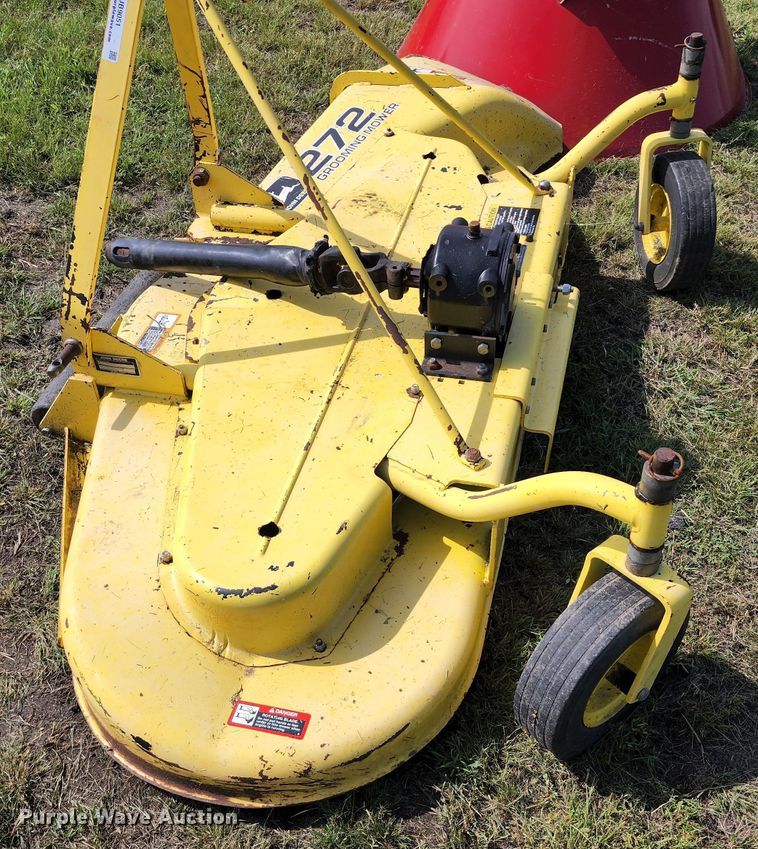 image for item JB9051 John Deere 272  finish mower