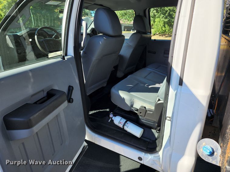 image for item JB9072 2016 Ford F450 Super Duty XL  flatbed truck