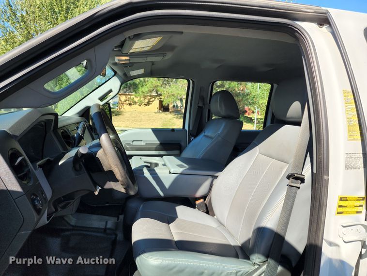 image for item JB9072 2016 Ford F450 Super Duty XL  flatbed truck