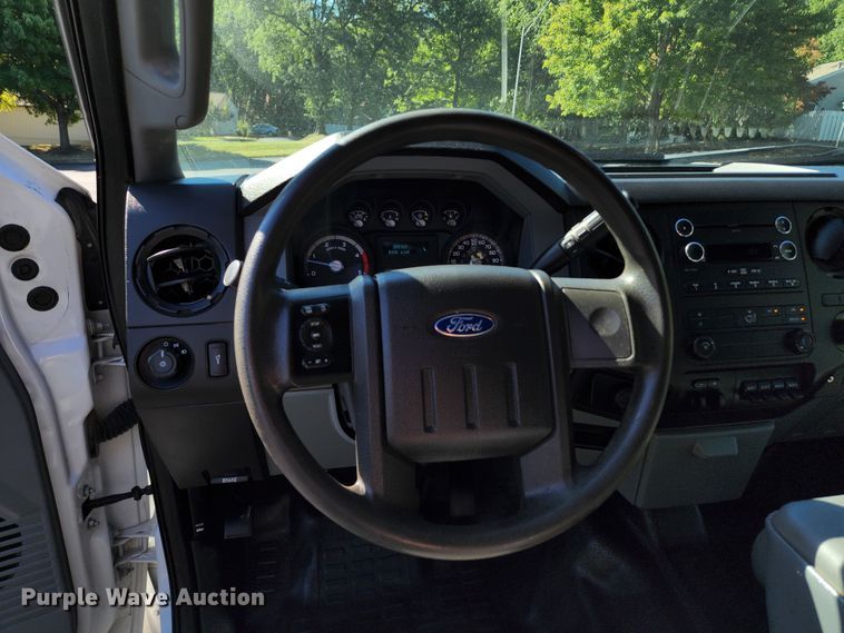 image for item JB9072 2016 Ford F450 Super Duty XL  flatbed truck