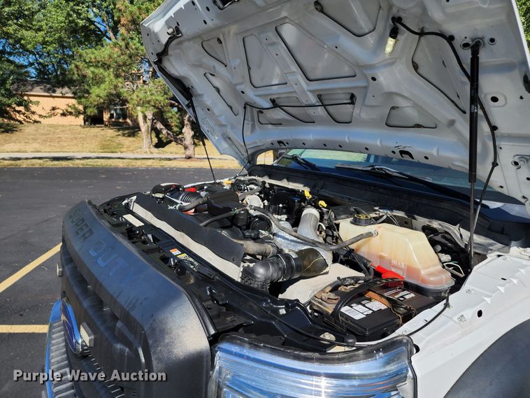 image for item JB9072 2016 Ford F450 Super Duty XL  flatbed truck