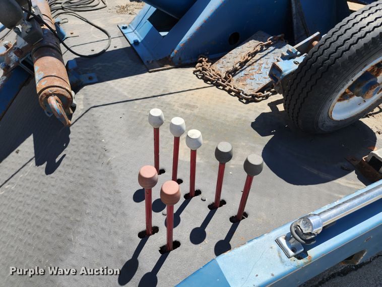 image for item JB9075 1992 GMC TopKick C6500  tow truck