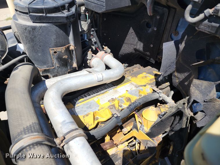 image for item JB9075 1992 GMC TopKick C6500  tow truck