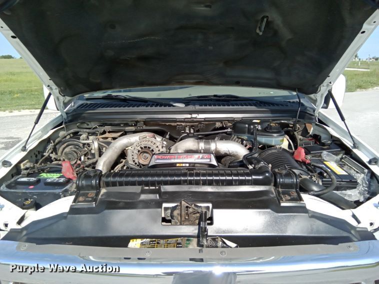 image for item JL9955 2004 Ford F350 Super Duty King Ranch  Crew Cab pickup truck