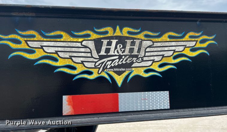 image for item JM9175 2004 H&H  equipment trailer