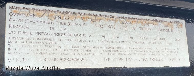 image for item JM9175 2004 H&H  equipment trailer