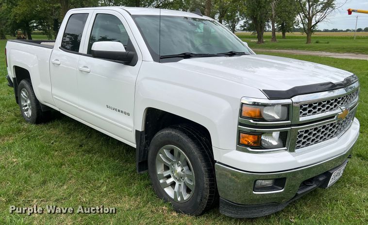 image for item JM9176 2015 Chevrolet Silverado 1500  Double Cab pickup truck