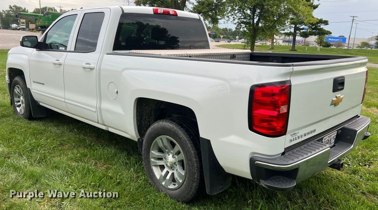 image for item JM9176 2015 Chevrolet Silverado 1500  Double Cab pickup truck