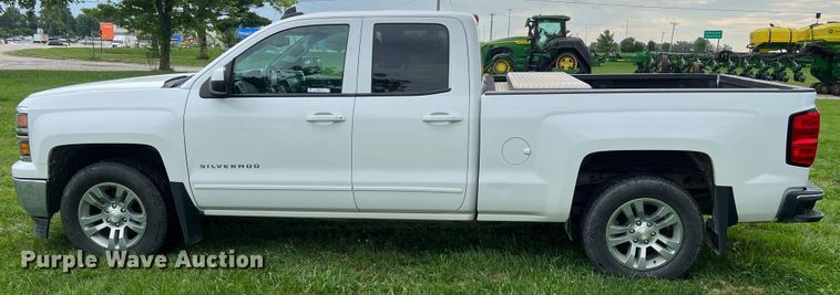 image for item JM9176 2015 Chevrolet Silverado 1500  Double Cab pickup truck
