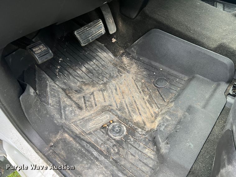 image for item JM9176 2015 Chevrolet Silverado 1500  Double Cab pickup truck