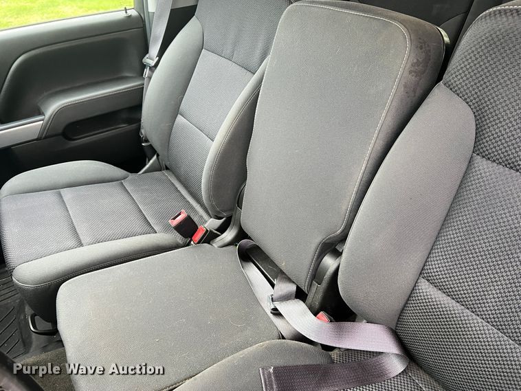 image for item JM9176 2015 Chevrolet Silverado 1500  Double Cab pickup truck