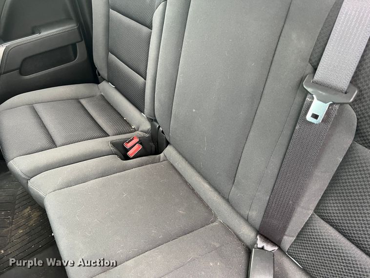 image for item JM9176 2015 Chevrolet Silverado 1500  Double Cab pickup truck