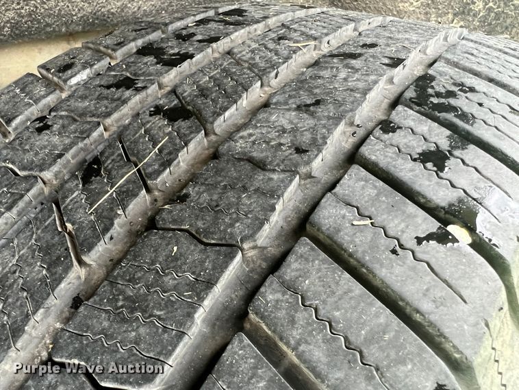 image for item JM9176 2015 Chevrolet Silverado 1500  Double Cab pickup truck