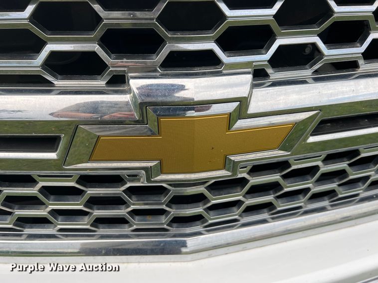 image for item JM9176 2015 Chevrolet Silverado 1500  Double Cab pickup truck