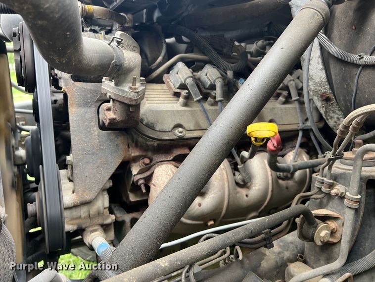 image for item JM9183 2005 Chevrolet C4500  flatbed truck