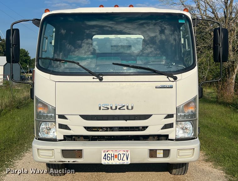 image for item JM9188 2016 Isuzu NPR HD  refrigerated delivery truck