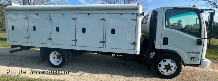 image for item JM9188 2016 Isuzu NPR HD  refrigerated delivery truck