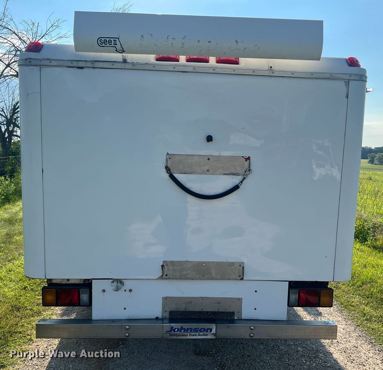 image for item JM9188 2016 Isuzu NPR HD  refrigerated delivery truck