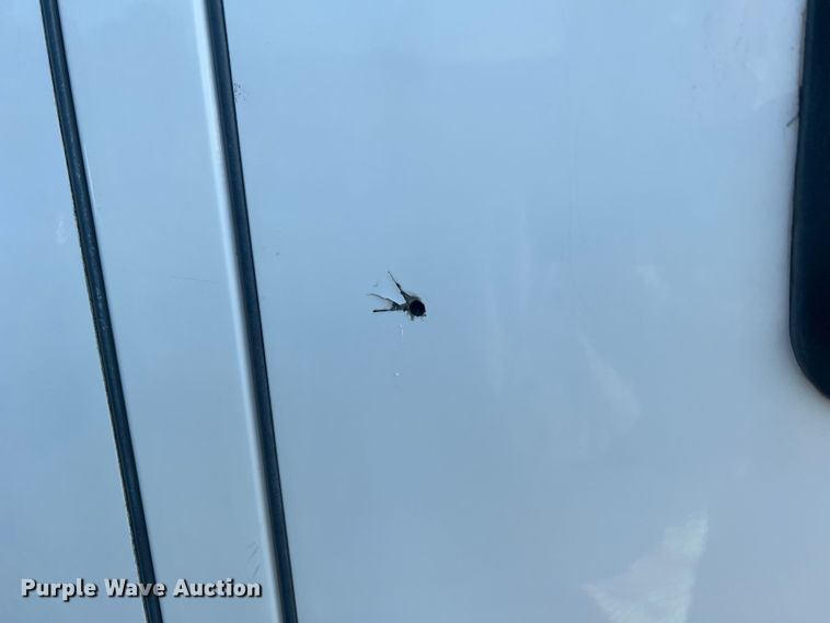 image for item JM9188 2016 Isuzu NPR HD  refrigerated delivery truck