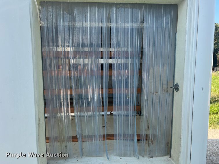 image for item JM9188 2016 Isuzu NPR HD  refrigerated delivery truck