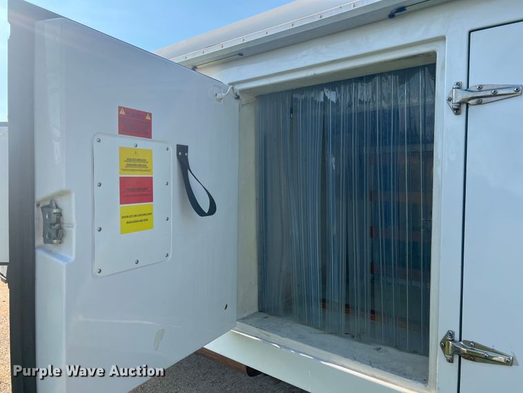 image for item JM9188 2016 Isuzu NPR HD  refrigerated delivery truck