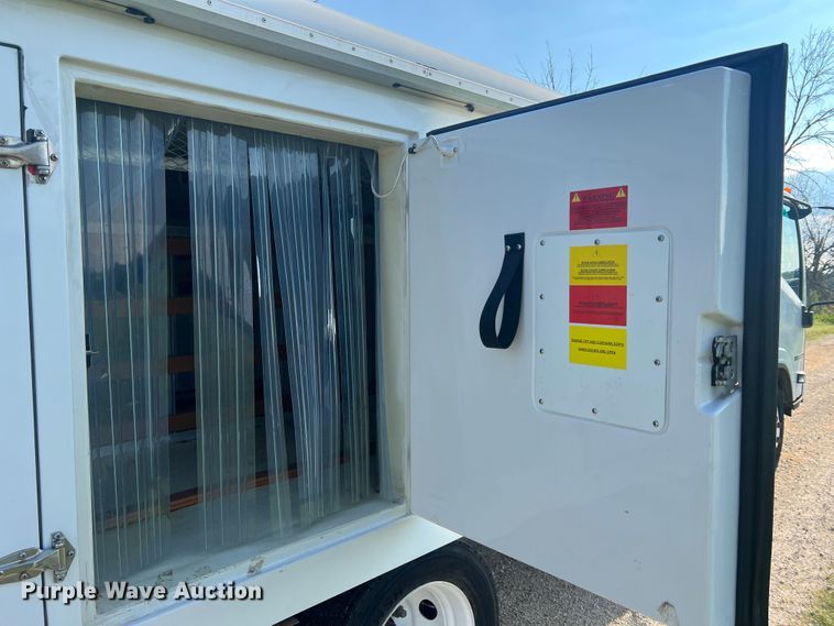 image for item JM9188 2016 Isuzu NPR HD  refrigerated delivery truck