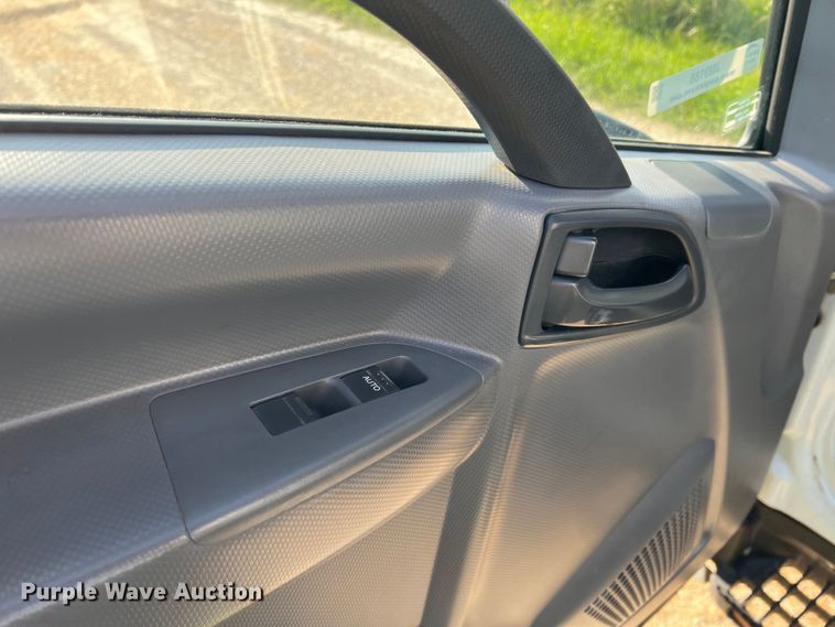 image for item JM9188 2016 Isuzu NPR HD  refrigerated delivery truck