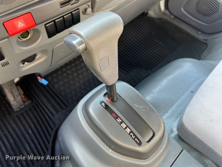 image for item JM9188 2016 Isuzu NPR HD  refrigerated delivery truck