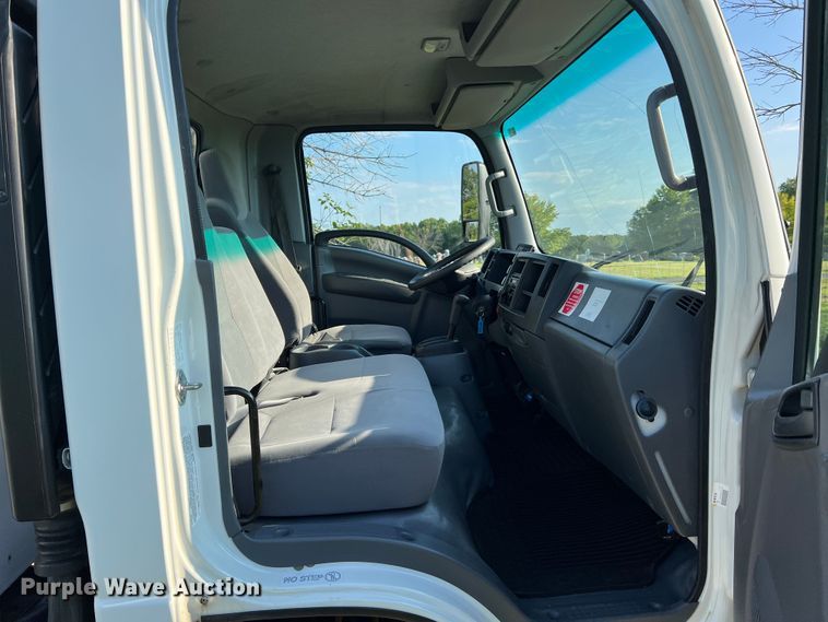 image for item JM9188 2016 Isuzu NPR HD  refrigerated delivery truck