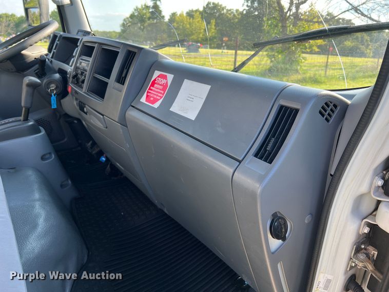 image for item JM9188 2016 Isuzu NPR HD  refrigerated delivery truck