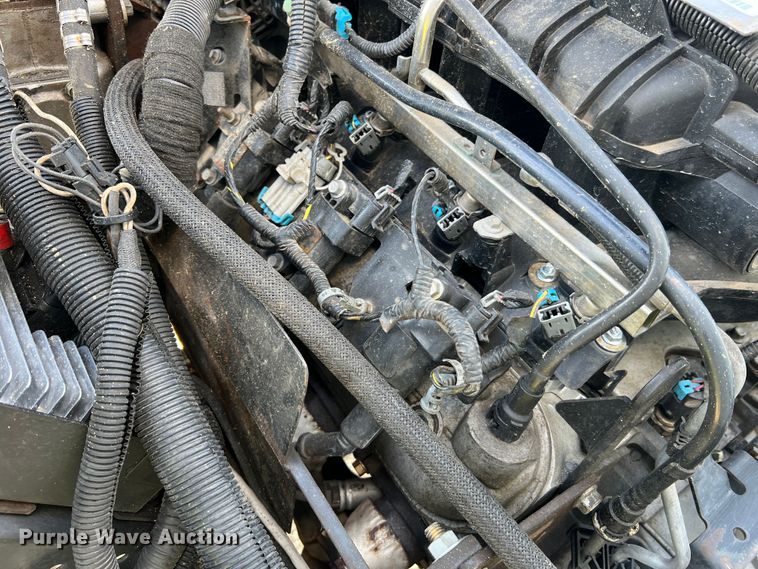 image for item JM9188 2016 Isuzu NPR HD  refrigerated delivery truck